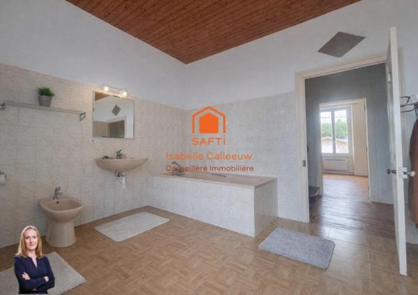 Authentique et élégante maison de caractère, lumineuse et accueillante