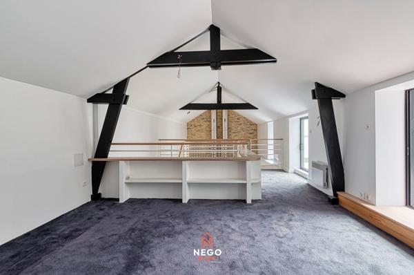 Maison Angers 8 pièce(s) 265.26 m2 Angers