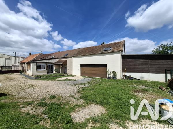 Maison à vendre 8 pièces 152,23 m² Ormoy-le-Davien