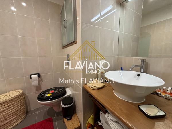 MAISON DE VILLE - 2 APPARTEMENTS - EXTÉRIEUR Barcelonnette (04400)