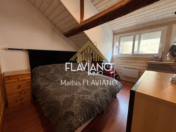 MAISON DE VILLE - 2 APPARTEMENTS - EXTÉRIEUR Barcelonnette (04400)