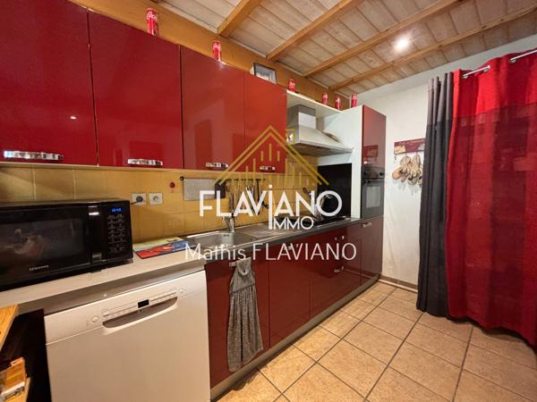 MAISON DE VILLE - 2 APPARTEMENTS - EXTÉRIEUR Barcelonnette (04400)