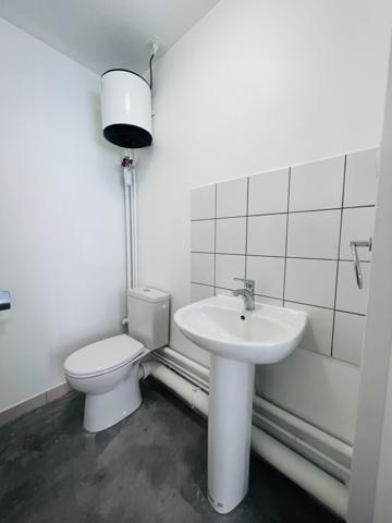 Entrepot 42 m² - Manosque - Réf. G32