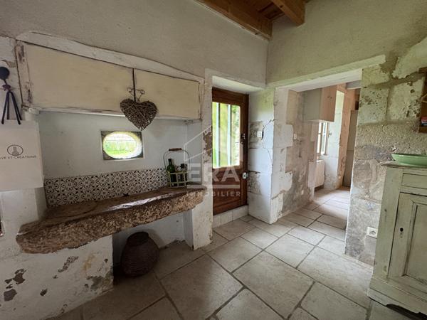 Ensemble de caractère avec deux habitations, au coeur de la campagne