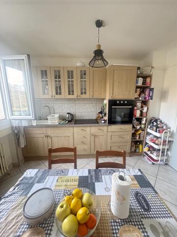 Appartement à LA RICAMARIE, 42150 - 3 pièces 57m²