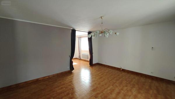 Maison individuelle à vendre à Viviers en Ardèche (07220), ref :