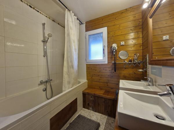 Appartement de type 3 avec garage et place de parkin