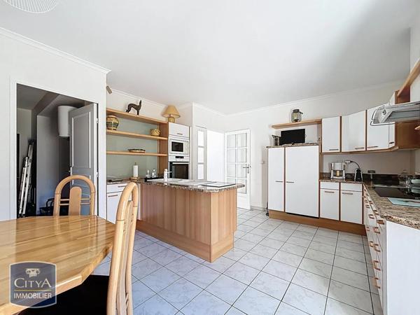Appartement à vendre 5 pièces 213.43m²