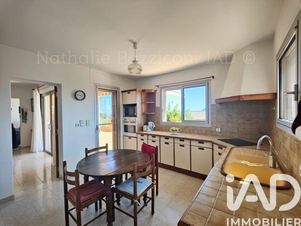 Maison à vendre 6 pièces 176 m² Carqueiranne