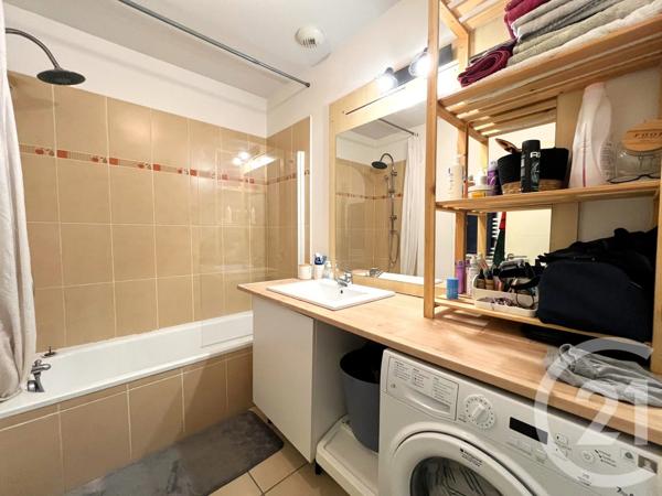 Appartement T3 à vendre  3 pièces - 57,97 m 2   ST QUENTIN DE BARON  - 33