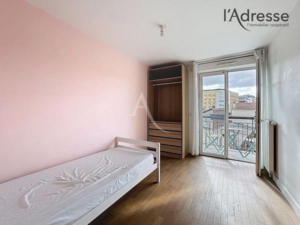 Appartement Puteaux 4 pièce(s) 81 m2/Meublé/Parking