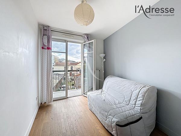 Appartement Puteaux 4 pièce(s) 81 m2/Meublé/Parking