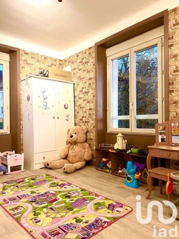 Maison 7 pièces de 162 m² à Naves (19460)