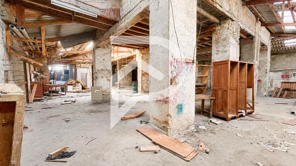 Immeuble 15 pièces 371.5 m2