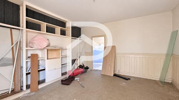 Immeuble 15 pièces 371.5 m2