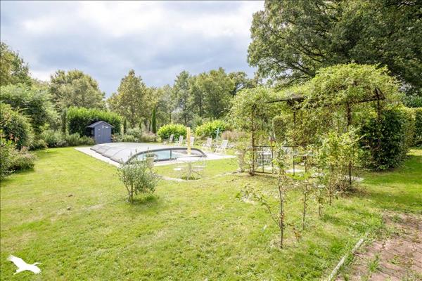 Maison à vendre |  Saint-Maur |  6 pièces | 220 m²