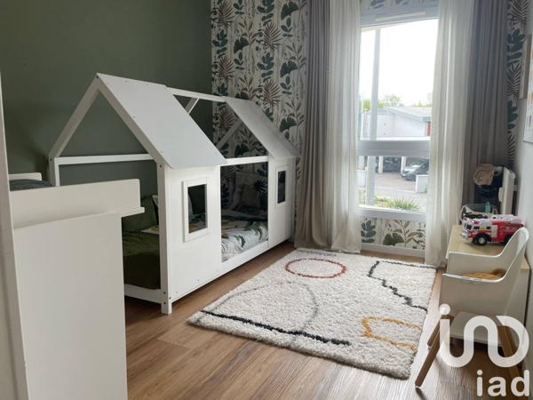 Appartement 4 pièces de 91 m² à Nantes (44300)