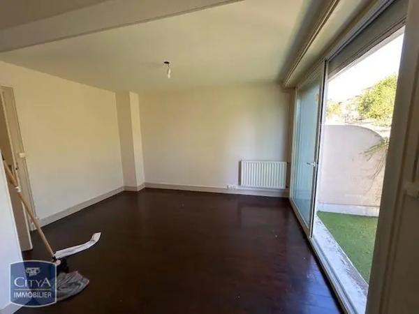 Maison à louer 3 pièces 59.98m² Angoulême (16000)