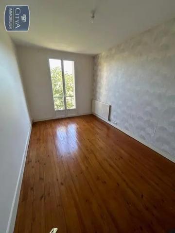 Maison à louer 3 pièces 59.98m² Angoulême (16000)