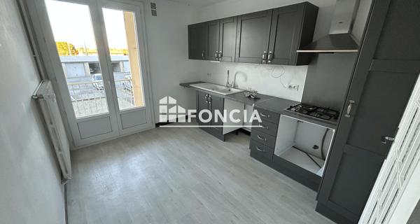 Location Appartement 5 pièces 90.76 m² - Livron-sur-drôme 26250