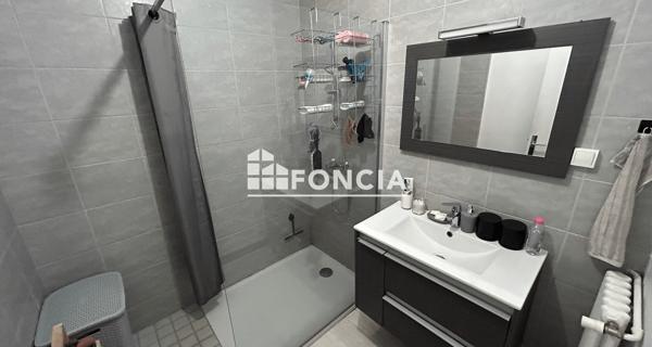 Location Appartement 5 pièces 90.76 m² - Livron-sur-drôme 26250