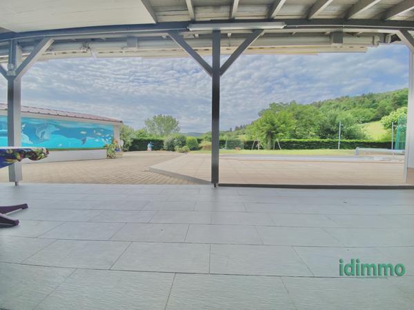 Magnifique maison sur un terrain de 2585 m2 proche de Bourg-Argental... Bourg-Argental (42220)