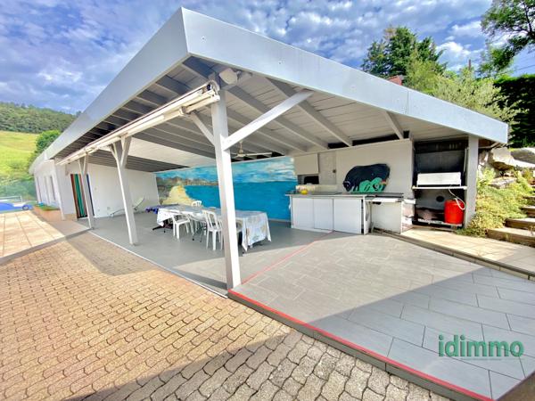 Magnifique maison sur un terrain de 2585 m2 proche de Bourg-Argental... Bourg-Argental (42220)