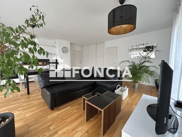 Location Appartement 3 pièces 69.44 m² - 3 RUE JEAN MOULIN Lens 62300