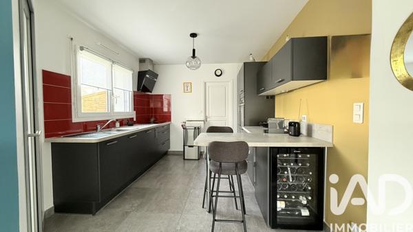Maison à vendre 5 pièces 132 m² Séné