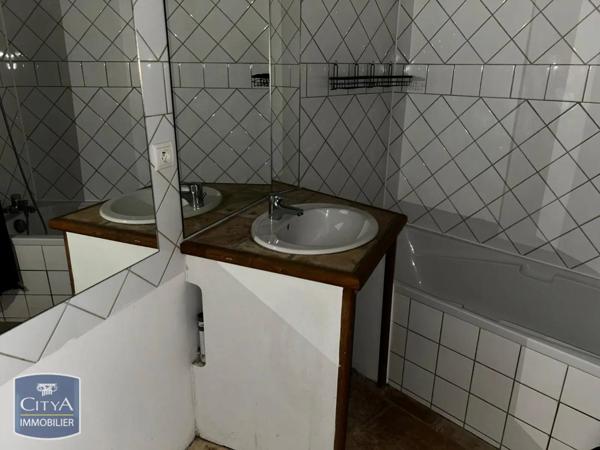 Appartement à louer 2 pièces 52.3m²