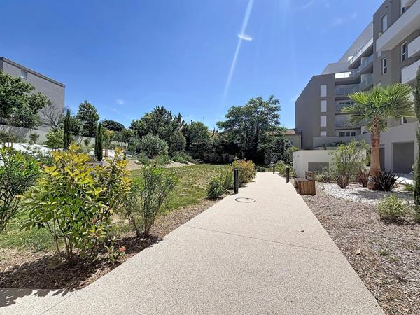 appartement récent T4
