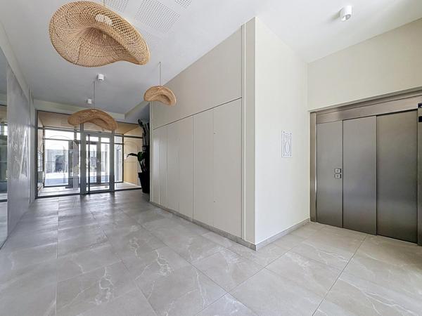 appartement récent T4