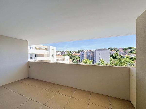 appartement récent T4