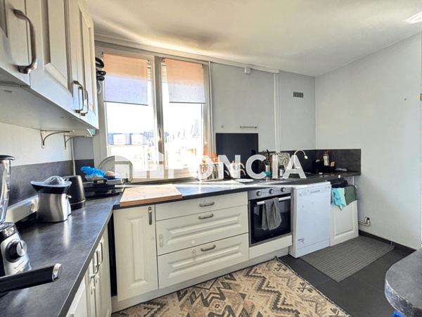 Location Appartement 3 pièces 82.93 m² - Petit Quevilly 76140