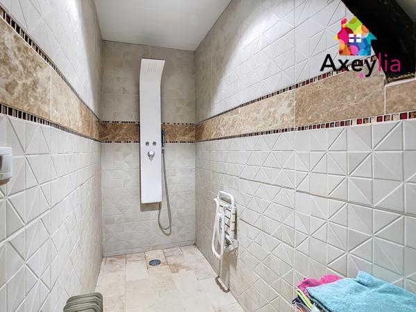 Clessy (71130) A VENDRE- CLESSY- GRANDE PROPRIÉTÉ ATYPIQUE