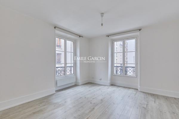 A vendre  - appartement  - 58 m²  - 75007 - Paris - Proche Rue Cler