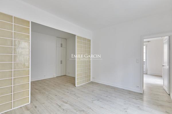 A vendre  - appartement  - 58 m²  - 75007 - Paris - Proche Rue Cler