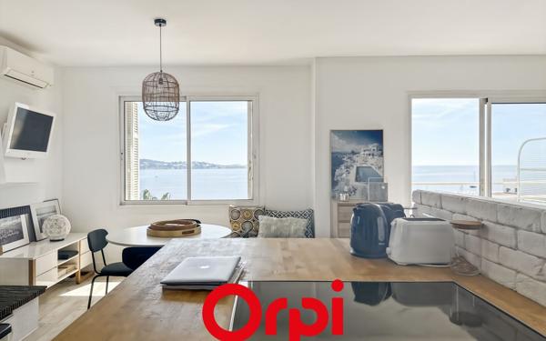 Appartement à vendre    3 pièces • 64,30 m2 Bandol