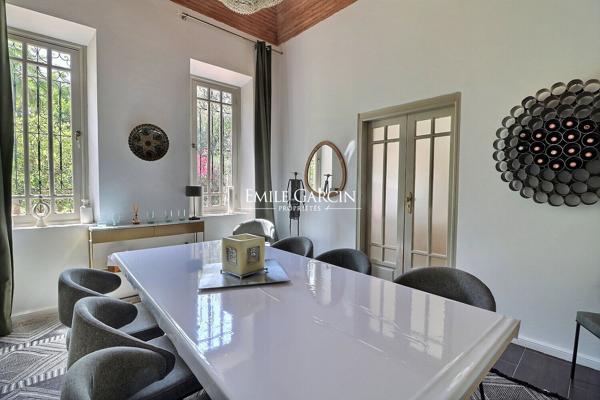 À vendre maison dans un domaine privé sur la route de Fès à Marrakech
