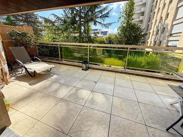 Appartement Boulogne Billancourt 3 pièce(s)terrasse et parking