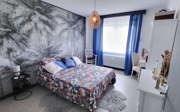 Maison à vendre    5 pièces •  Largentière