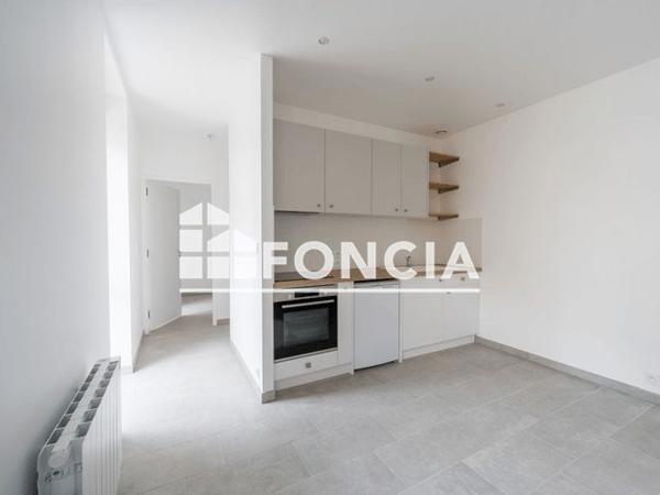 Location Appartement 2 pièces 31.03 m² - 20 RUE PAUL LIGNEUL Le Mans 72000