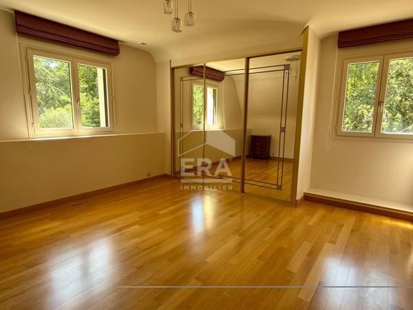 Maison Mathieu 7 pièce(s) 235 m2