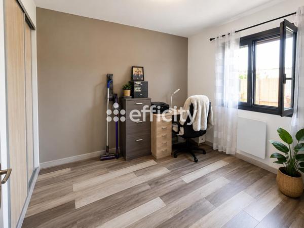 Appartement
         3 pièces
        - 64 m² Exclusivité 270 000 € *