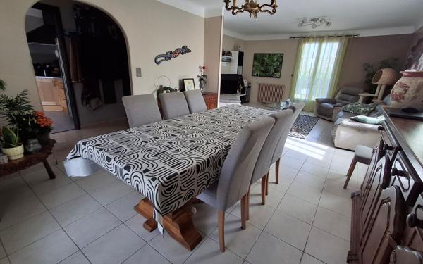 Maison à vendre    4 pièces •  Chancelade