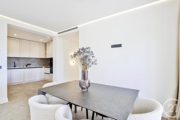 Appartement F3 à vendre  3 pièces - 78 m2 VILLEFRANCHE SUR MER - 06