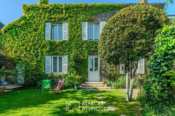 L’esprit campagne à Chantenay : Bâtisse de caractère et jardin intimiste