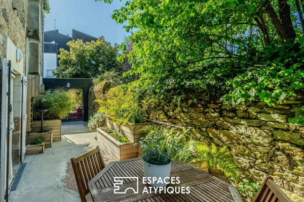 L’esprit campagne à Chantenay : Bâtisse de caractère et jardin intimiste
