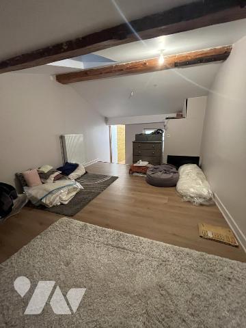 MAISON DE VILLE à DIE AVEC COMMERCE