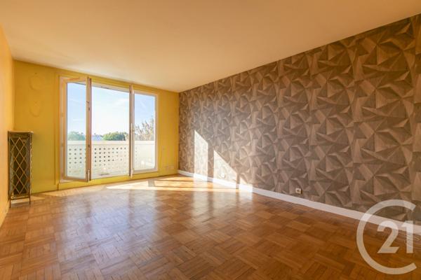 Appartement F3 à vendre  3 pièces - 56,35 m2 ST MAUR DES FOSSES - 94